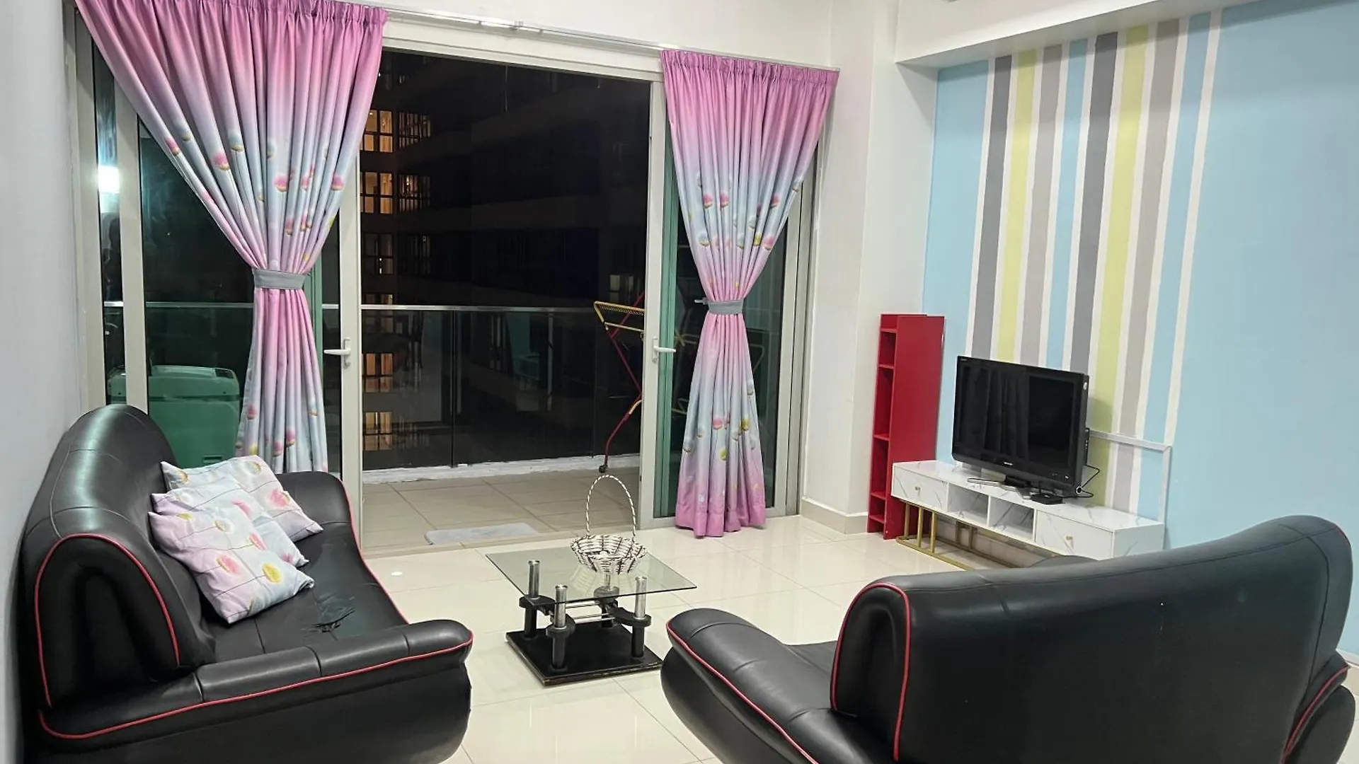 Apartman Regalia Sky Pool Klcc By Pasira Home Kuala Lumpur Malajzia